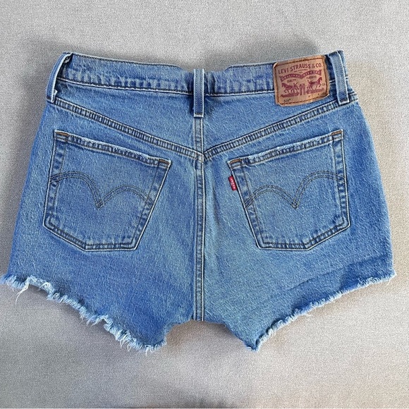 Levi’s 501 Denim Cutoff Shorts. Size 29. - Picture 2 of 9
